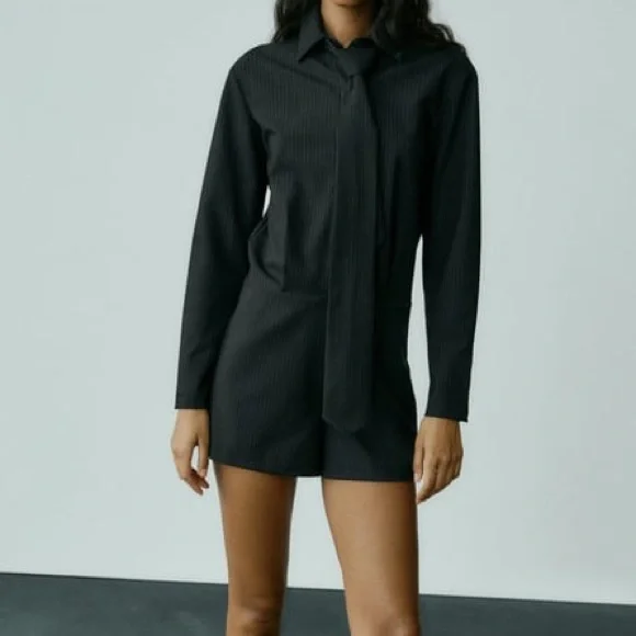 Zara Black Pinstriped Short Jumpsuit Romper Business Casual - Picture 1 of 7